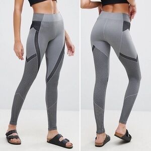 Abercrombie & Fitch Santoni Active Leggings Woven Knit Seamless Front sz XS / S